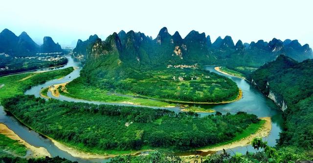 接上 第三章：山水形胜—赤水丹崖的壮美诗篇