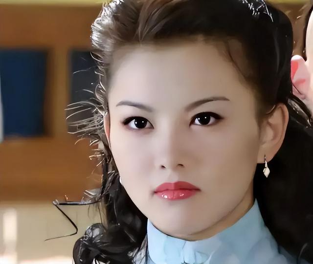 李湘不忍了！公开回应与释永信的真实关系，亲吻照的真相终于大白
