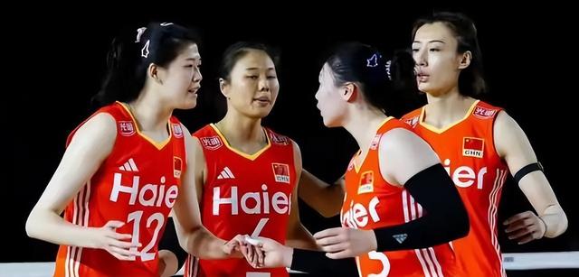 据央视新闻报道，中国女排确定李盈莹绝对核心位置