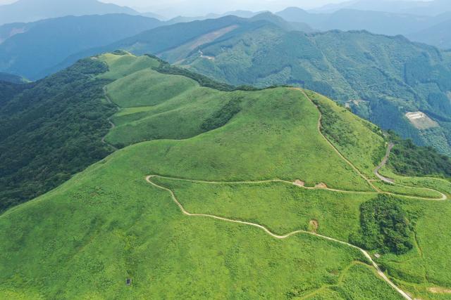 日本四国岛西南部的足折宇和海岸