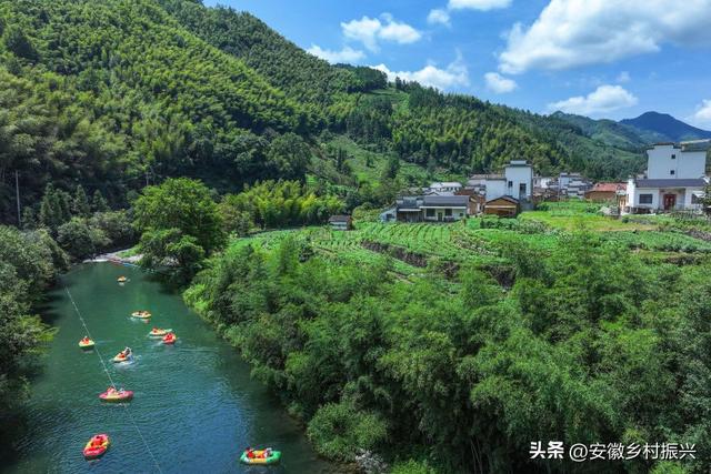 安徽休宁：漂流觅清凉
