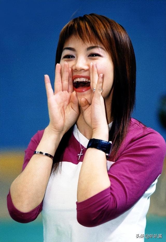 李湘被禁关5天后，家境被扒底朝天，父母身份曝光	，果然不简单