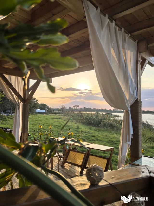 东西湖“落日收藏馆”成打卡热门地（有福利）