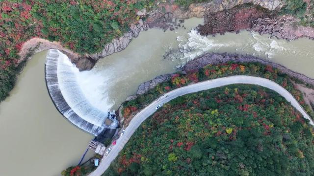 不到西坡，怎知秋色如许？