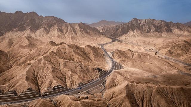 别拿生命开玩笑，中国四大无人区到底有多吓人？可能进去就出不来