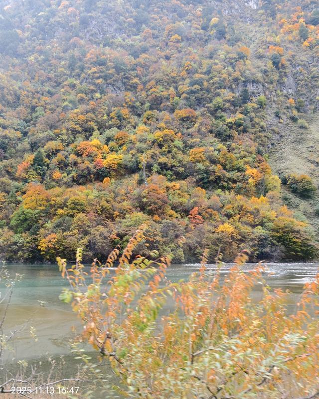 秋假第二天——邂逅毕棚沟的晚秋