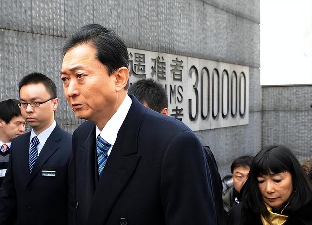 唯一出席阅兵的日本政要，回国后告诫所有人，当下只有一条路可走