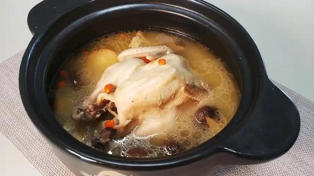 明日立秋前一天“绝日”，牢记：2不洗，3不做，4要吃，舒服入秋