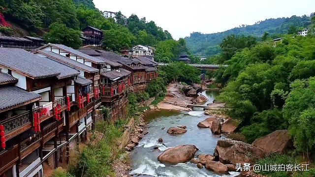 重庆这个融入主城的郊区，凭借三张底牌抢镜，文旅宝藏多到逛不完