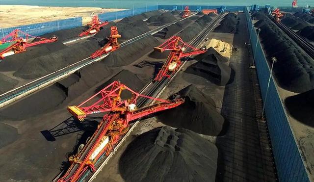 特朗普向全球发出通牒：180天内必须对中国动手	，不帮忙就加税