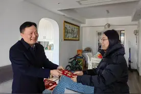 中建五局土木工程有限公司领导班子开展春节走访慰问图片
