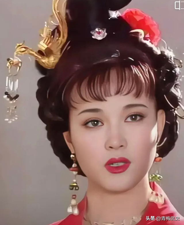 钱再多有什么用？75岁的“风流妖精”刘晓庆，已经走上另一条道路