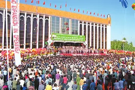 从乌洽会到中国—亚欧博览会 开放的大门越开越大图片