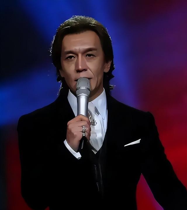 李咏也没想到，自己离世8年后，23岁的女儿就走上一条异样的道路