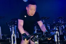 上海“轻龄族”，退休生活精彩实录图片