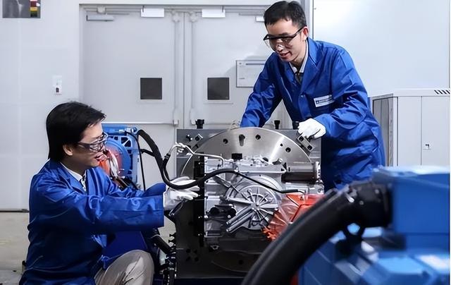 高市报复开始，数十国围攻中国，特朗普下令	，180天内拿下胜利