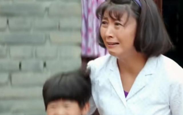 罪有应得！官方彻查后，闫学晶再被扒猛料，最不该受牵连的人是她