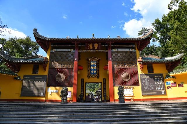 广东冬日封神路线！红叶燃秋、银杏铺金、禅钟洗心，12月出发正好