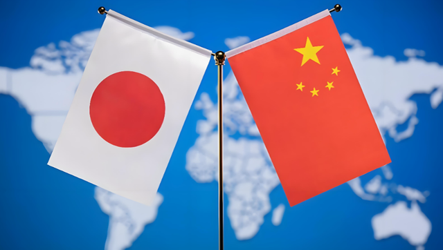 日本扛不住了，石破茂出面降温，中方二字绝杀，高市休想蒙混过关