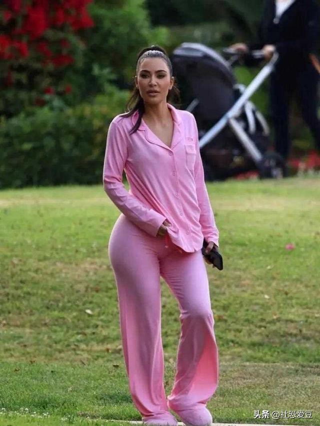 卡戴珊很美，衣服贵果然有贵的道理
