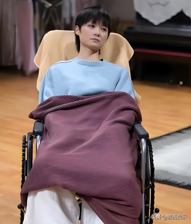 背靠大佬，嫁法国老头，瘫痪潦倒，李宇春身上的标签哪个才是真的