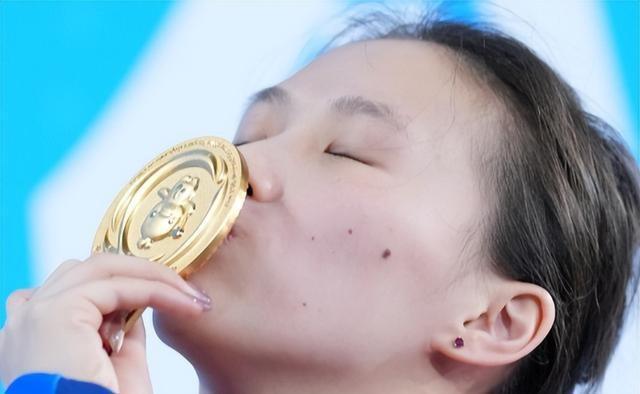 全运会夺金仅1个月，陈芋汐再破天花板，全红婵的话终于有人信了