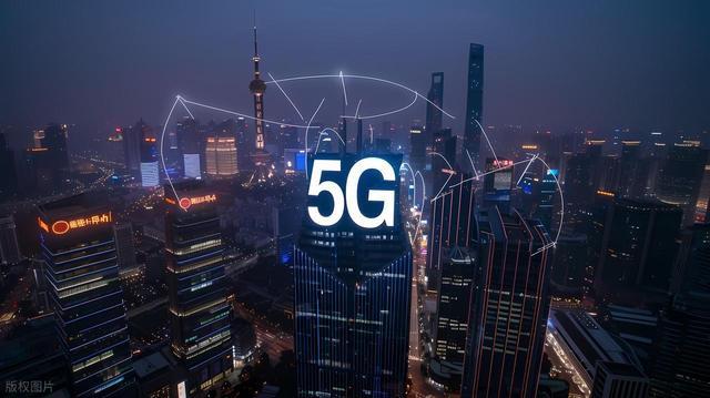 华为2025年鸿蒙生态大会展示了高科技的创新应用 领先全球科技领域