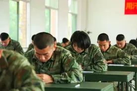 考军校一定要“四有”吗？士兵考学/提干/保送对“四有”要求！图片