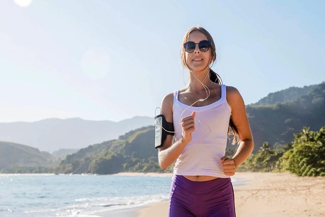 中老年冬跑不感冒的秘密？协和专家：就5个动作，比穿棉袄管用！