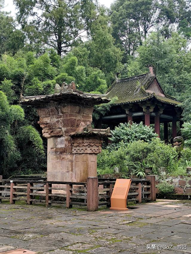 芦山藏着座东汉“石质史书”！看樊敏阙，残碑石兽藏着两千年故事