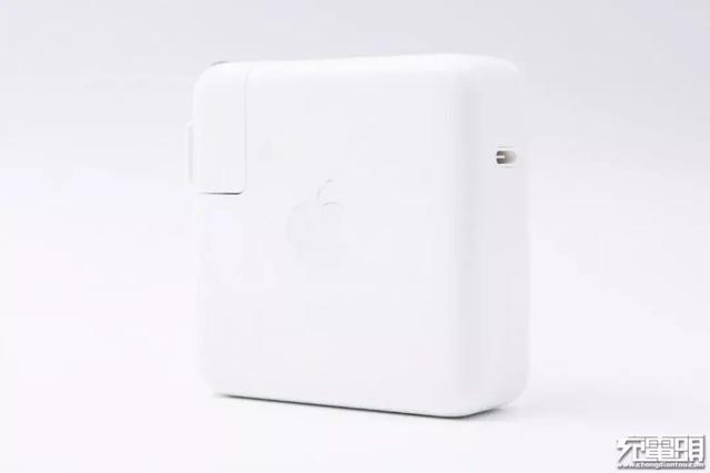 苹果40W动态快充登场，一览往年苹果PD快充低压MOS用料