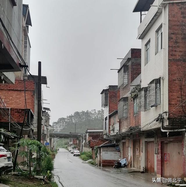 广西南宁市宾阳县消失的马岭圩，地处昆仑关脚下为何十铺九空？