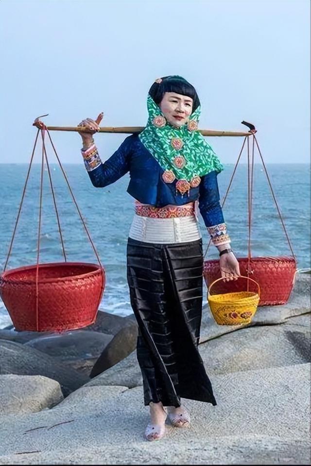 海的女儿·惠安女·劳作里的万千风情