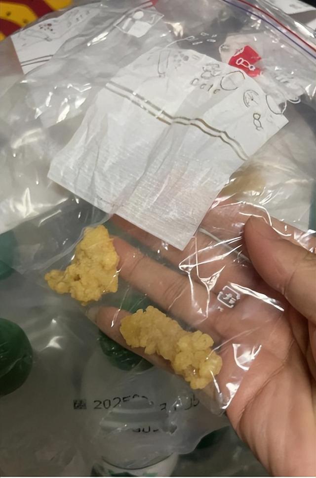 网传京东骑手吐槽配送“1分钱小酥肉”只能收到1块钱，平台暂无回应