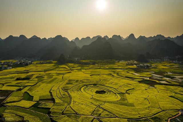 高铁直达！最适合3月小住几天的安逸小城，节奏慢，每个都超治愈
