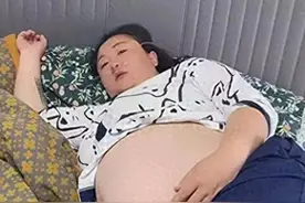 2亿身价吃播网红胖姐，得脑溢血，留下遗嘱：所有资产给现任老公图片