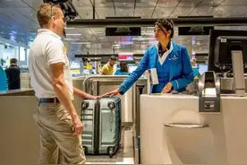 【乘飞机攻略】安检哪些能带，哪些不能带？图片