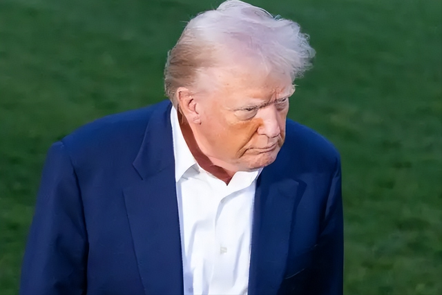 摊牌了！美国备战信号强烈，川普要“砍官增兵”，第一波福利已发