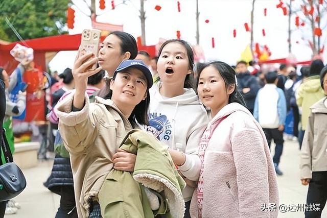 昨日 数十万达州市民登高祈福！