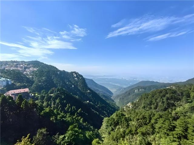 2025江西旅游全攻略：精选经典带你领略独特赣鄱风光
