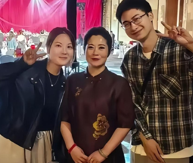 庞众望女友不忍了！公开回应与庞众望真实关系，分手传闻真相大白