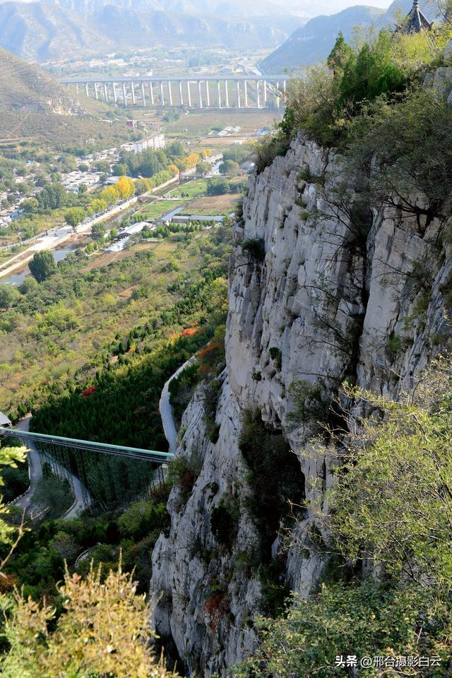 邢台天梯山：秋色美景入画来