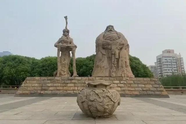 北京元大都城垣遗址公园 海棠花溪