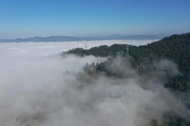 初冬清晨的余庆似“蓬莱仙境”!