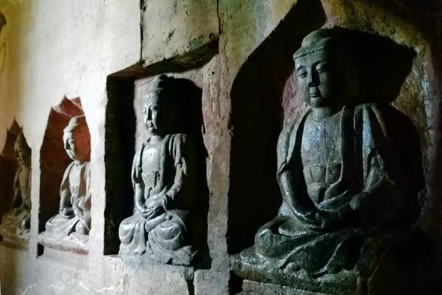邯郸峰峰，北响堂山石窟笔记，被偷盗的佛窟和嗜血暴虐的北齐故事
