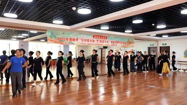 文化场馆“人从众”！韶关市博物馆成年轻人假期必选