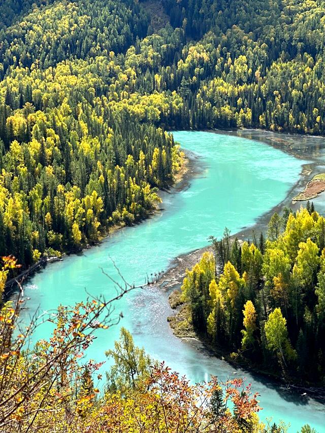 五彩斑斓喀纳斯