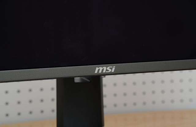 500Hz电竞新标杆，微星MAG 272QP QD-OLED X50开启视觉新时代