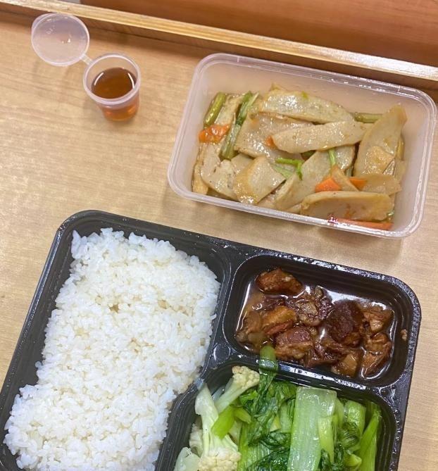 北京下了死命令，2027年底前，所有中小学必须告别“校外配餐	”