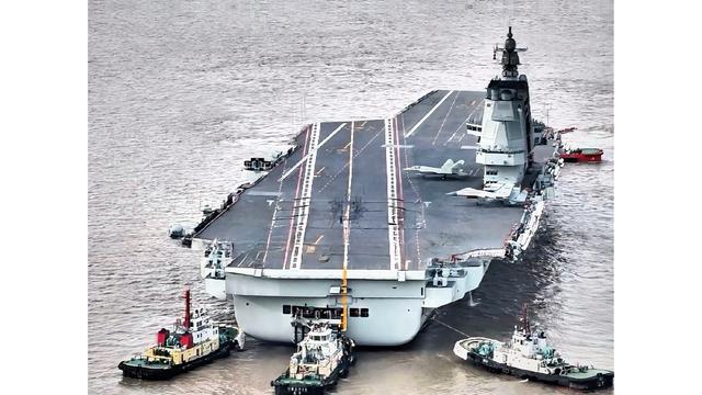 央视官宣！中国航母福建舰正式入列，人民海军迈入三航母时代